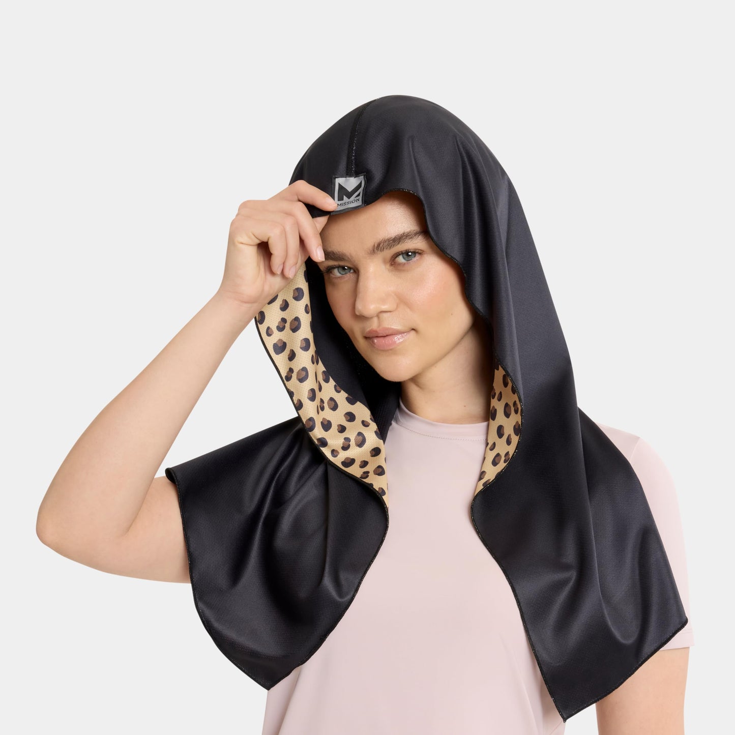 MISSION Cooling Hoodie Towel, Evaporative Cool Technology, Cools Instantly When Wet, UPF 50 Sun Protection, Contours Your Head to Stay in Place, Great for Sports, Fitness, Gym